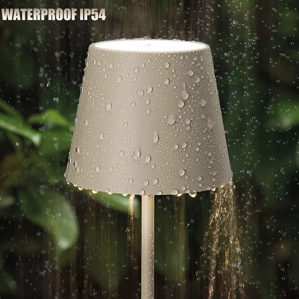 SkandiShop LED Desk Lamp Vintage Aluminum Dimmable